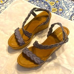 Nicole Blue wedge sandals size 8 1/2